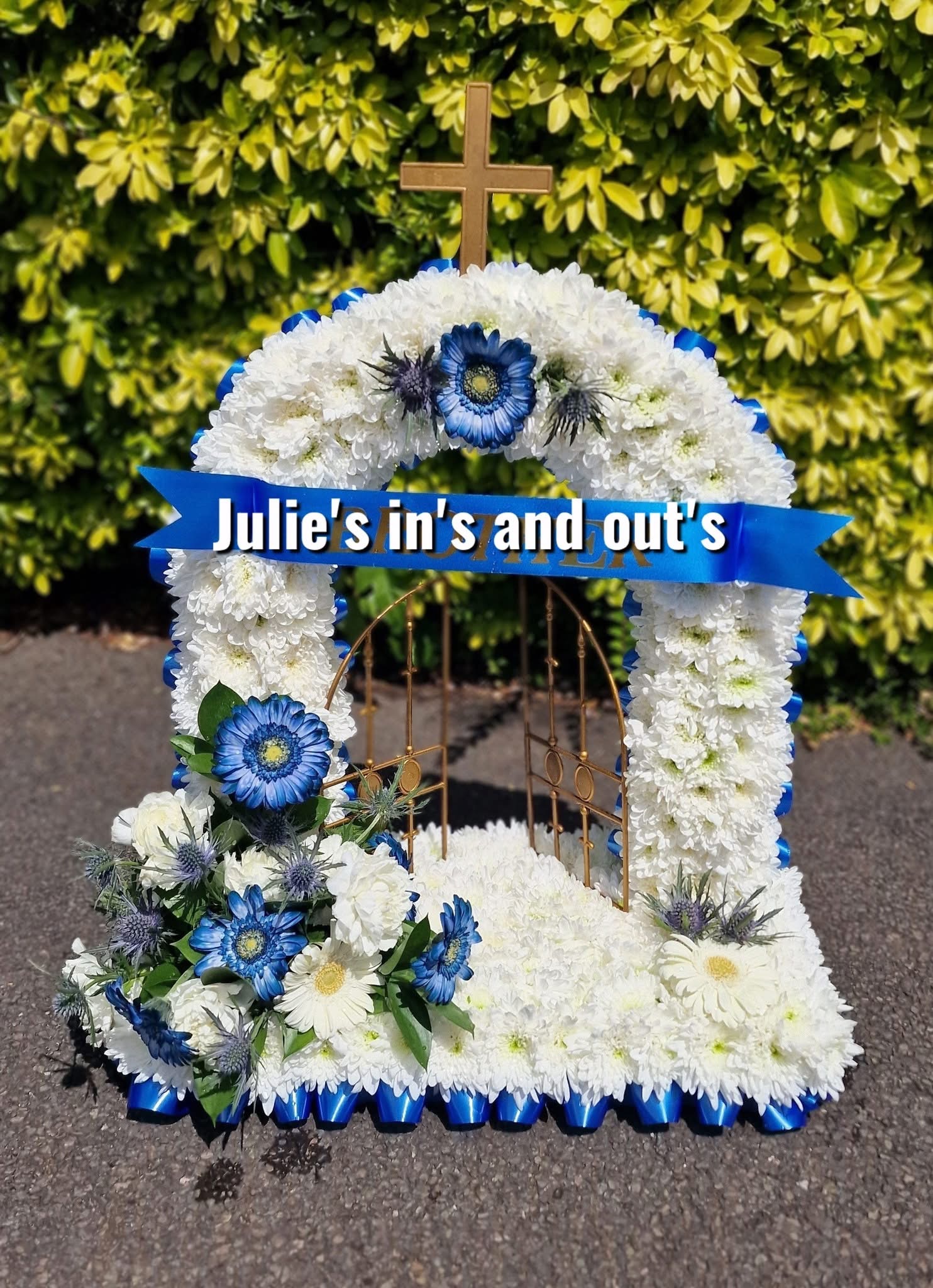 Bespoke floral arrangement by Julie